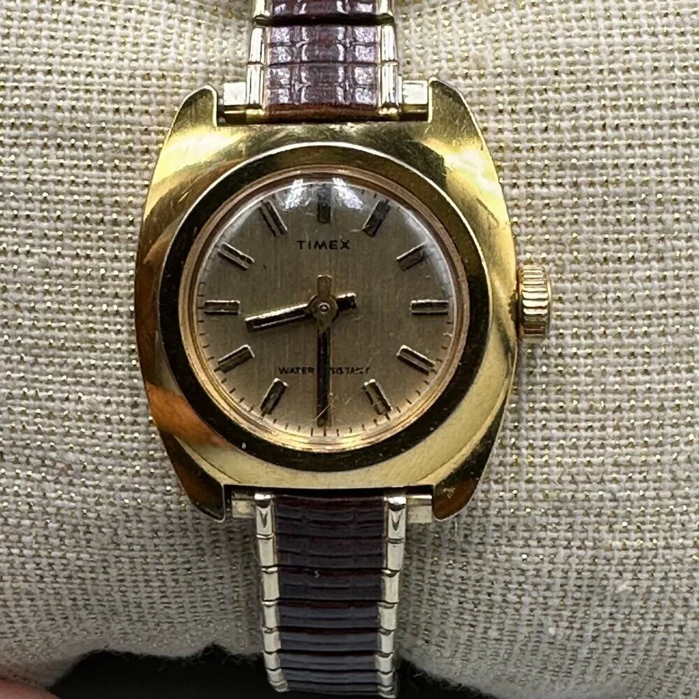 Vintage Timex Watch Women Gold Tone Manual Wind Brown Stretch Band 6.25 Inch